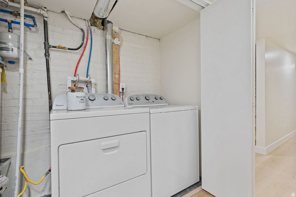 PLAT B - Residential Lease