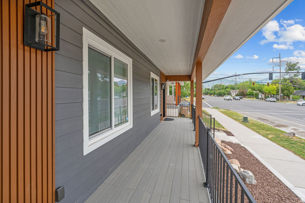 PLAT B - Residential Lease