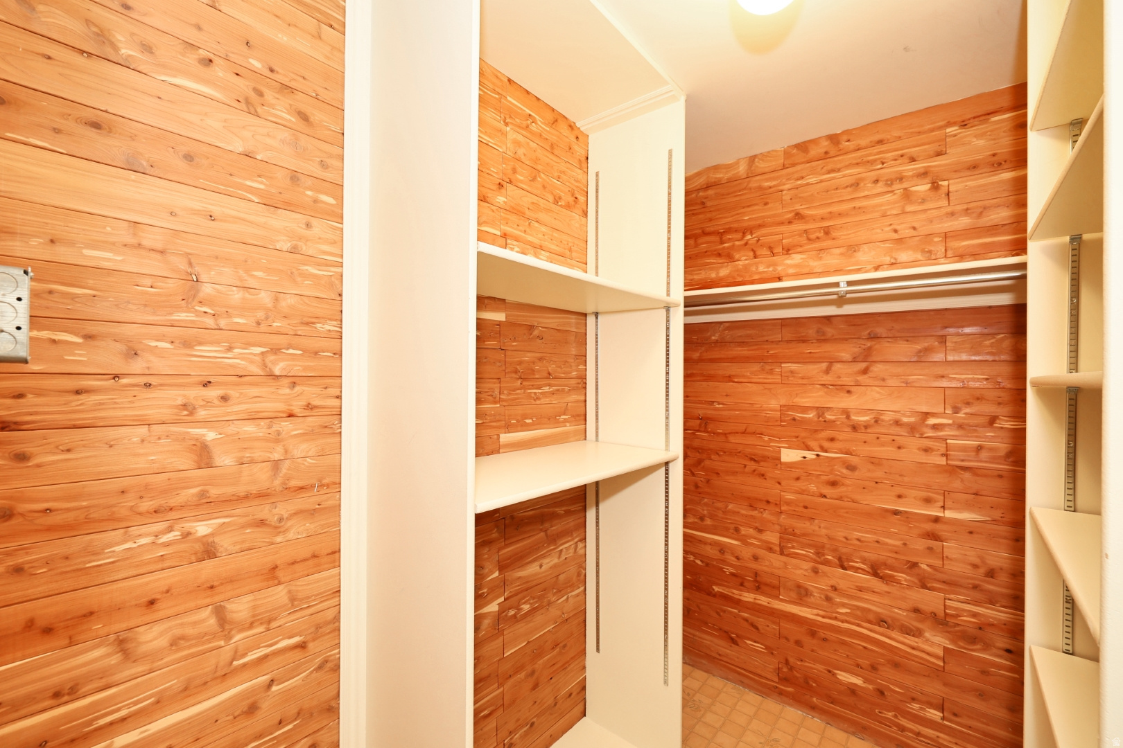 BRETON WOODS - Residential