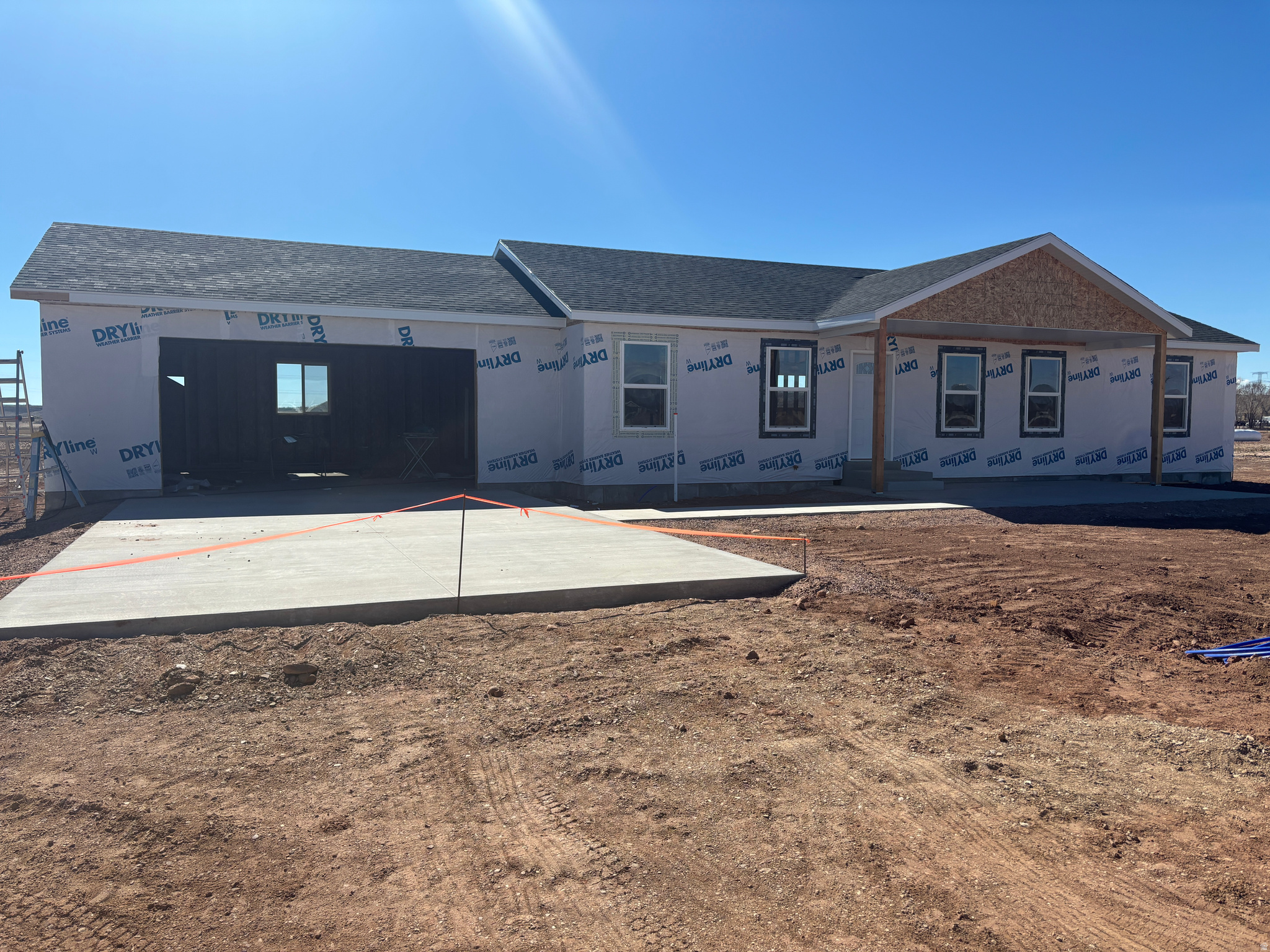 HIGH DESERT ESTATES - Residential