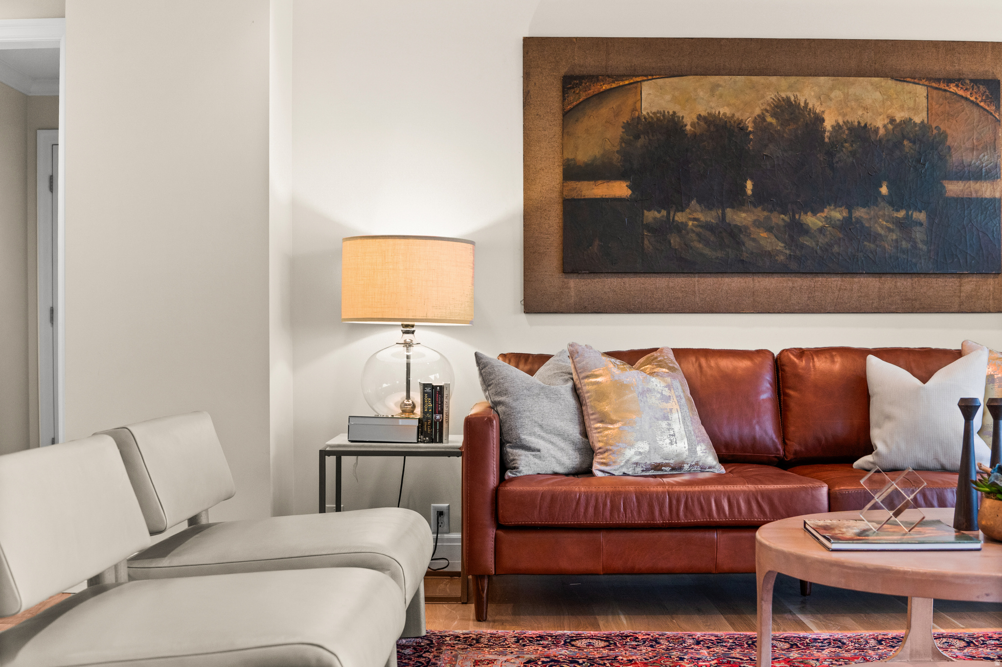 GOVERNORS PLAZA - Residential