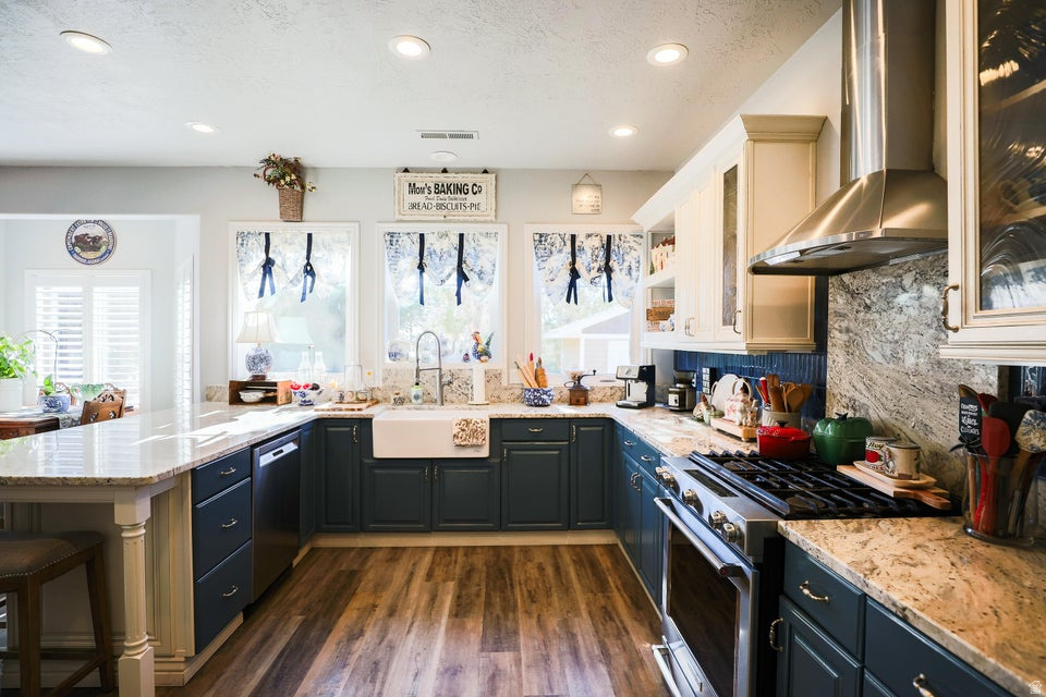 DIXIE DEER ESTATES - Residential