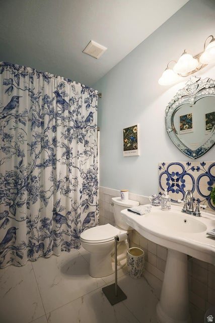 DIXIE DEER ESTATES - Residential