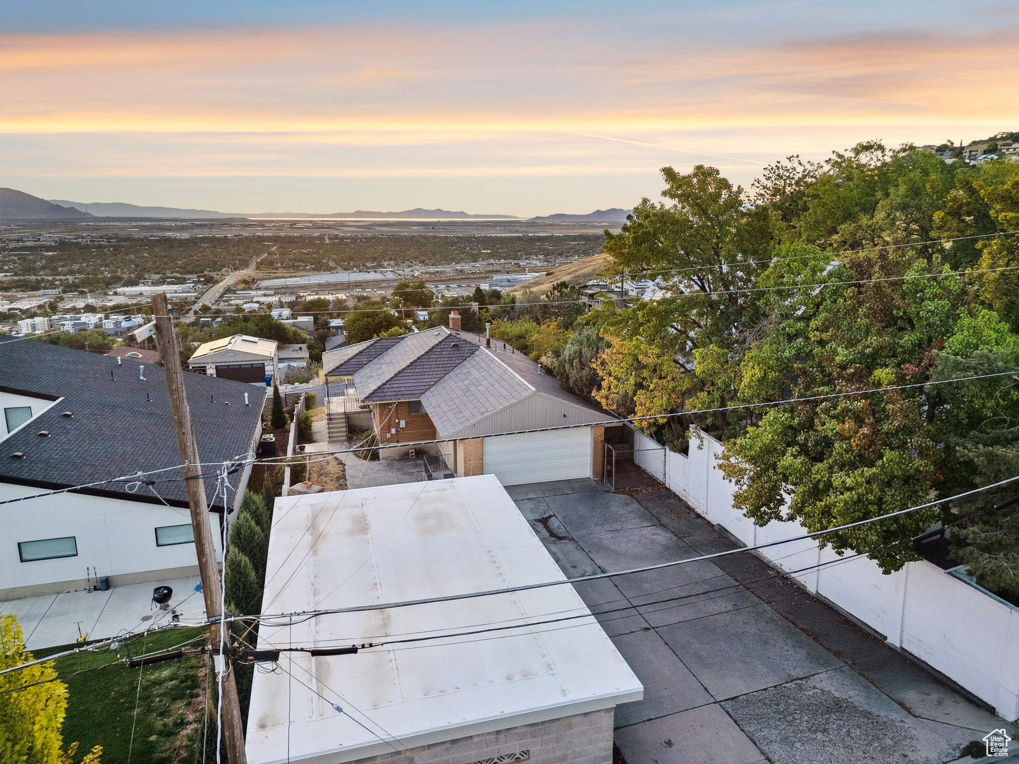 CAPITOL HILL - Residential