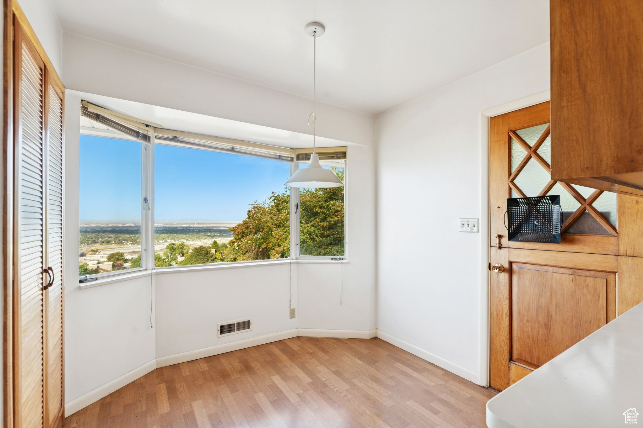 CAPITOL HILL - Residential