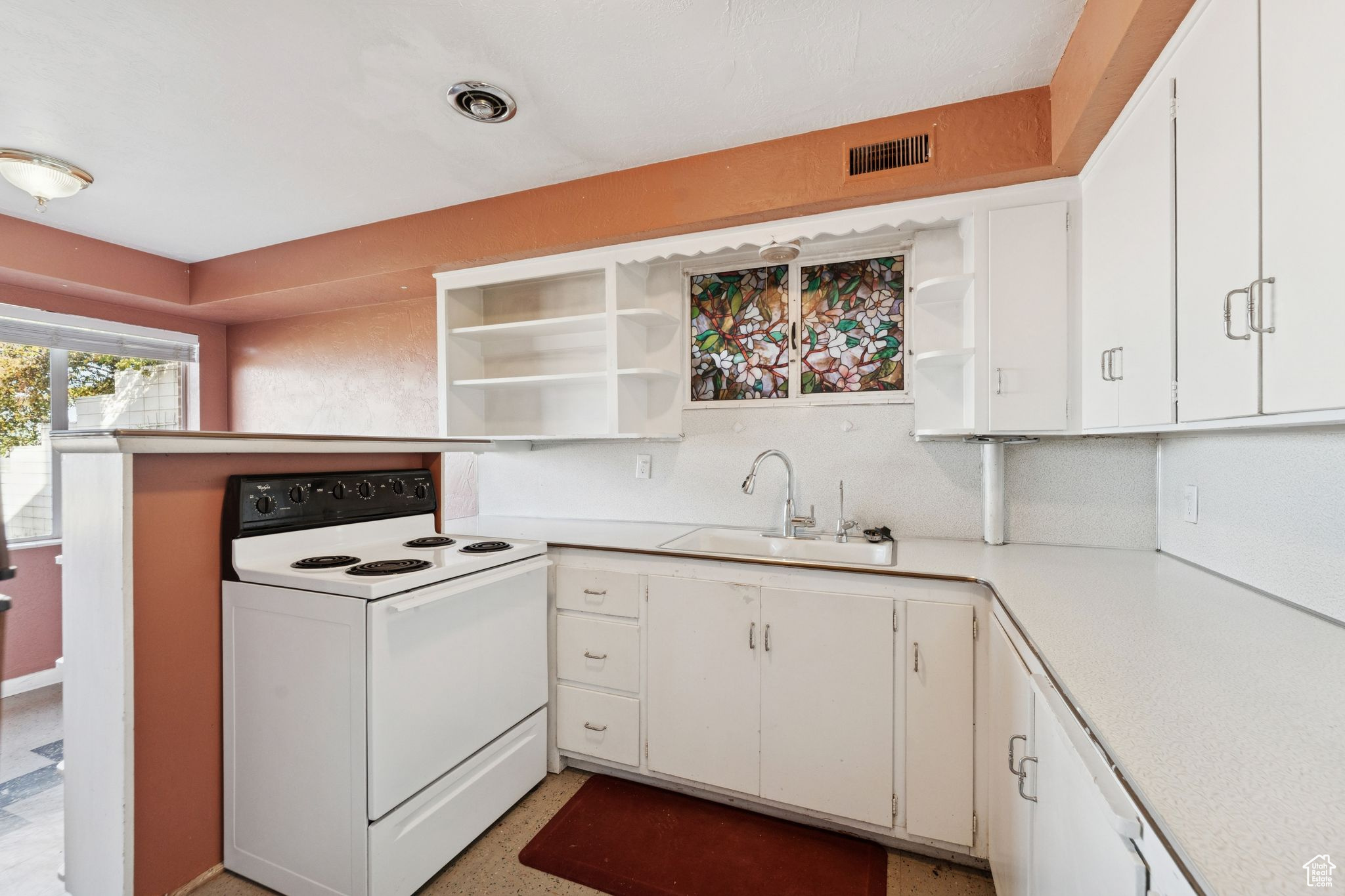 CAPITOL HILL - Residential
