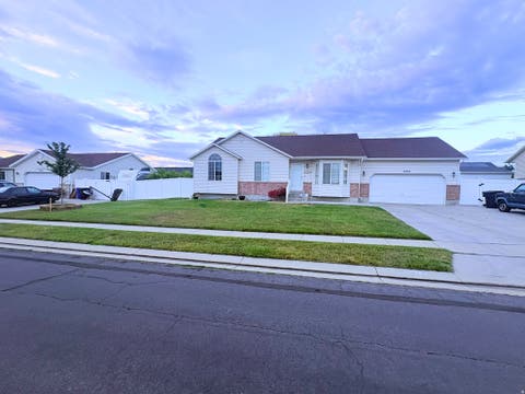 Homes For Rent - 4955 W Thrush Dr<br/> Salt Lake County, West Jordan, UT 84081