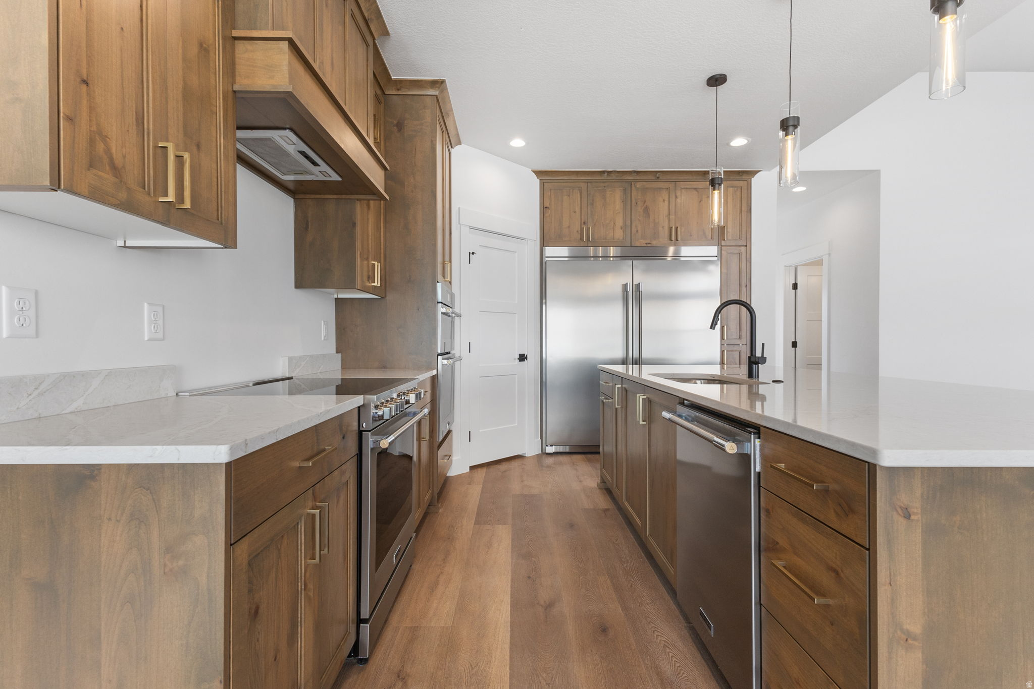 NORTHVIEW ESTATES - Residential