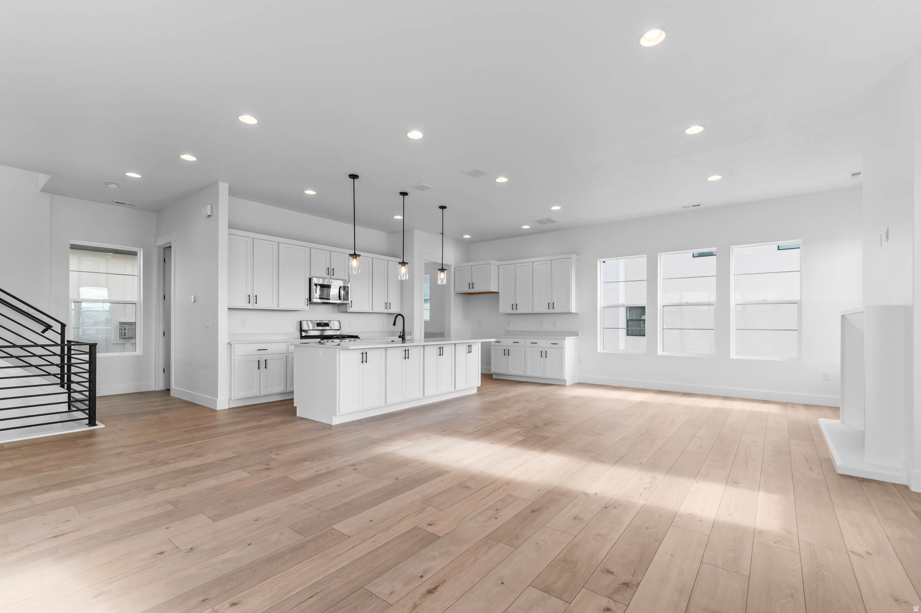 HOLBROOK E VILLAS 636 - Residential