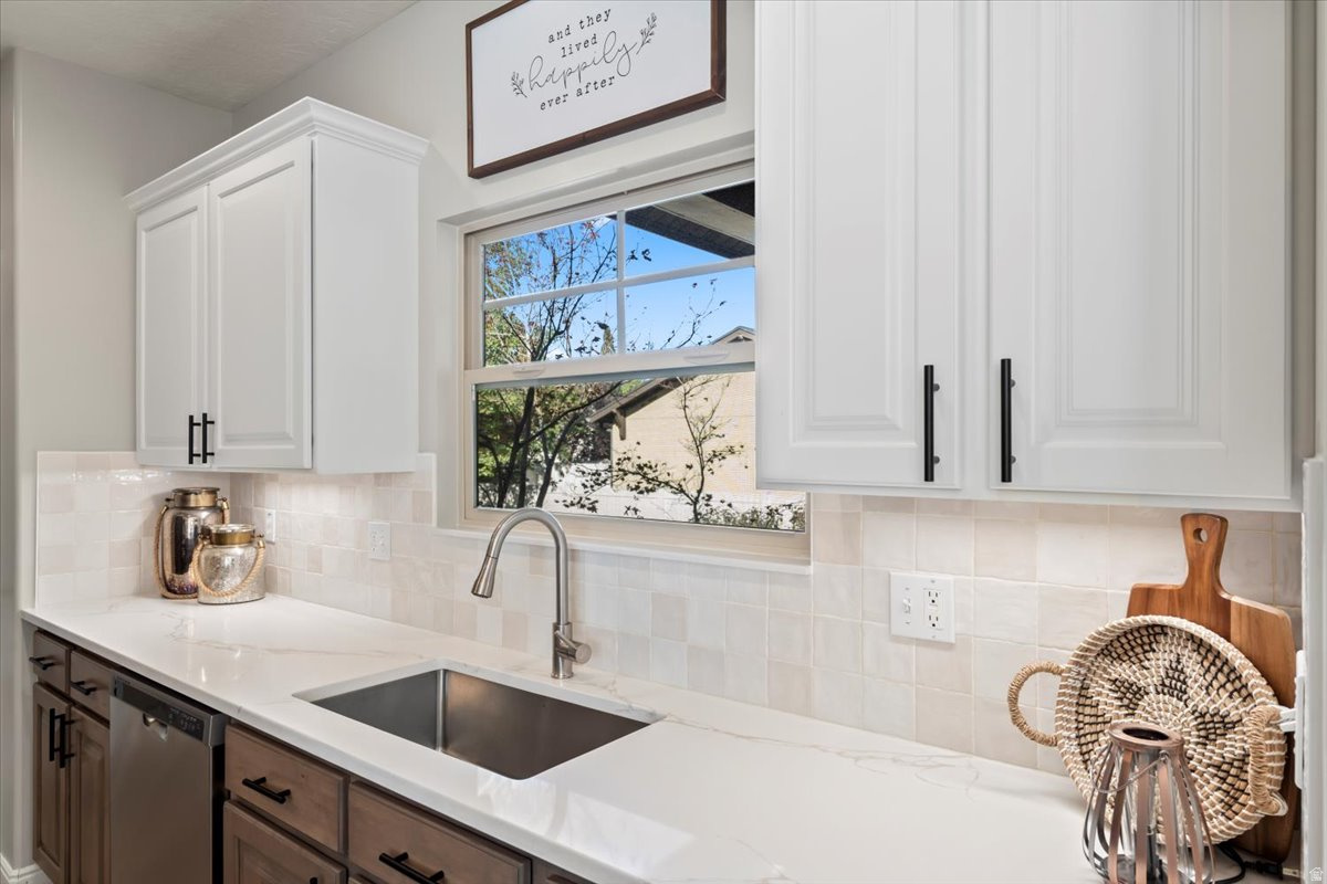 DAYBREAK - Residential