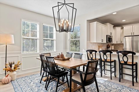 Tiny photo for 10984 S MANITOU WAY, South Jordan, UT 84009 (MLS # 2122330)