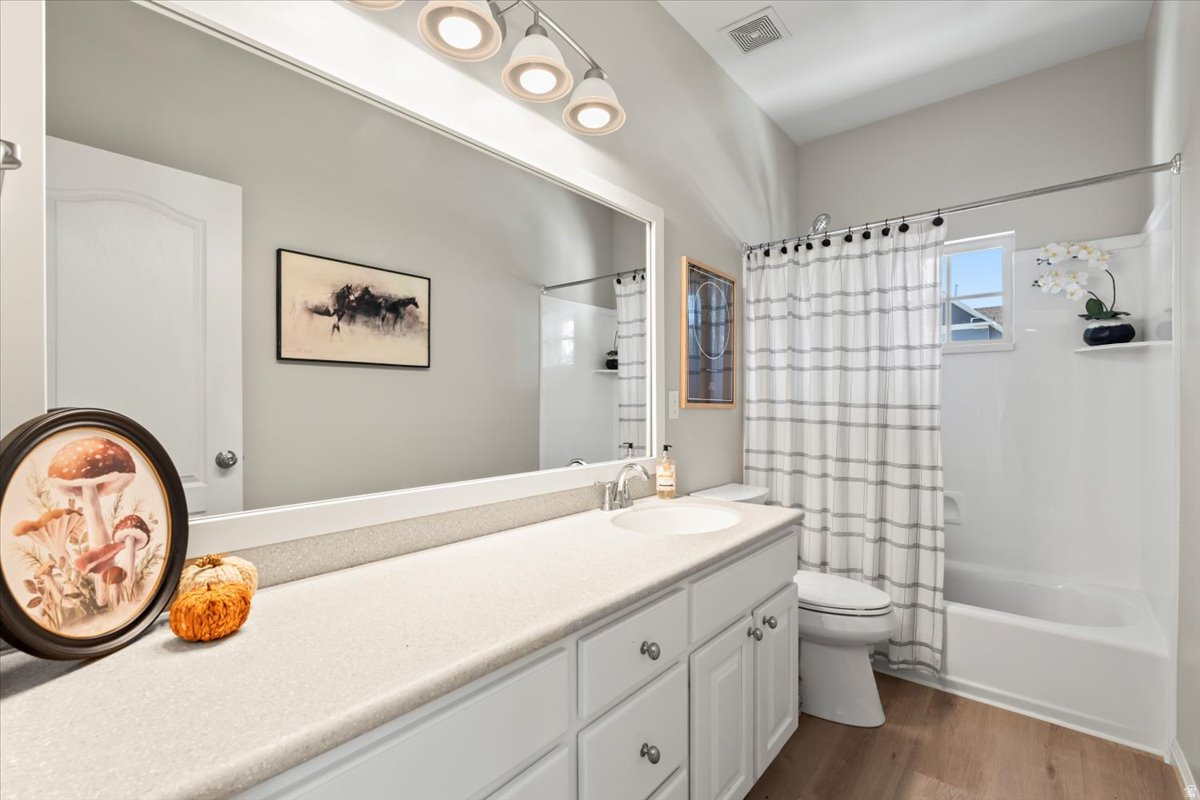 DAYBREAK - Residential