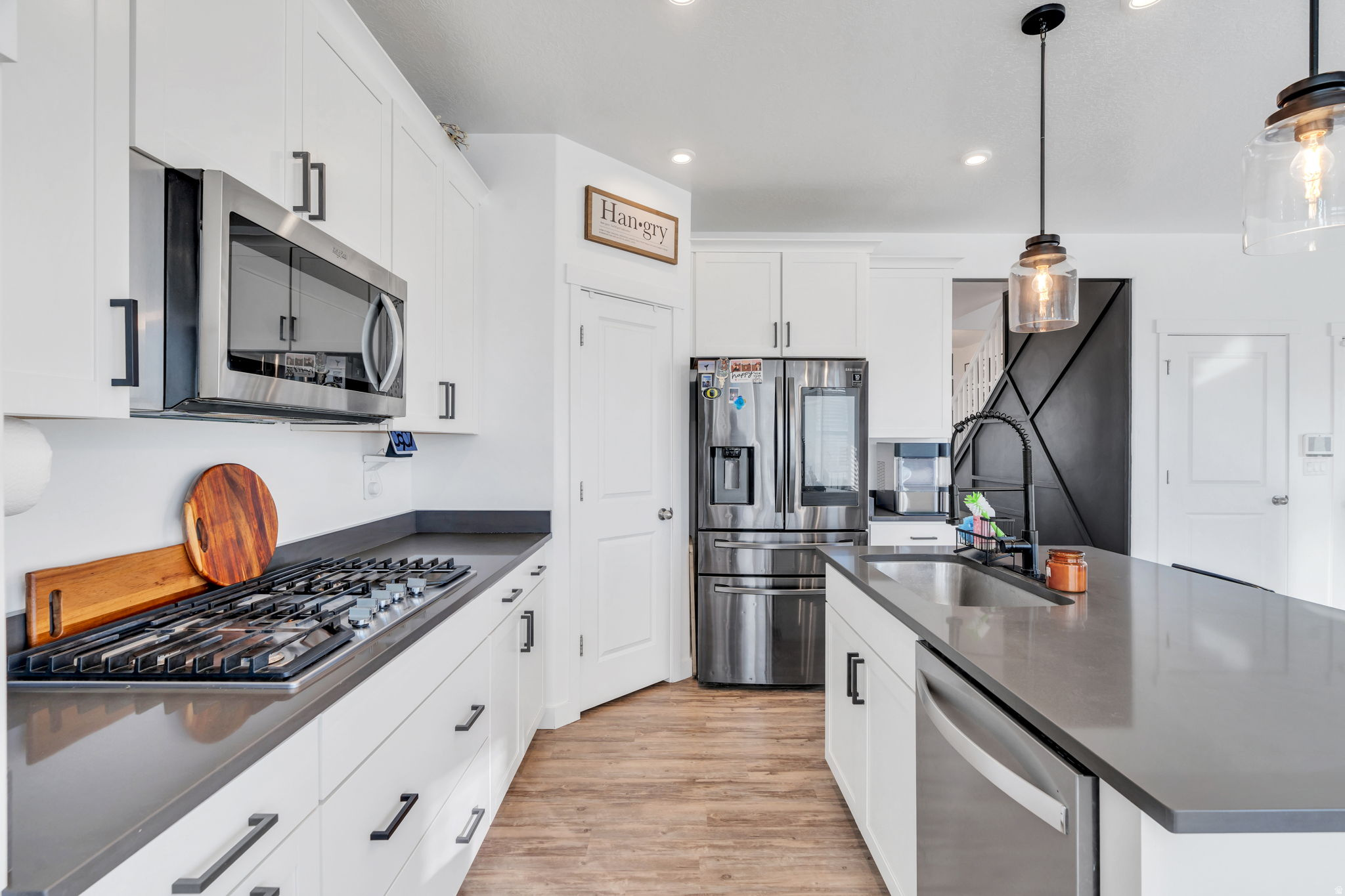 SUNSET RIDGE - Residential