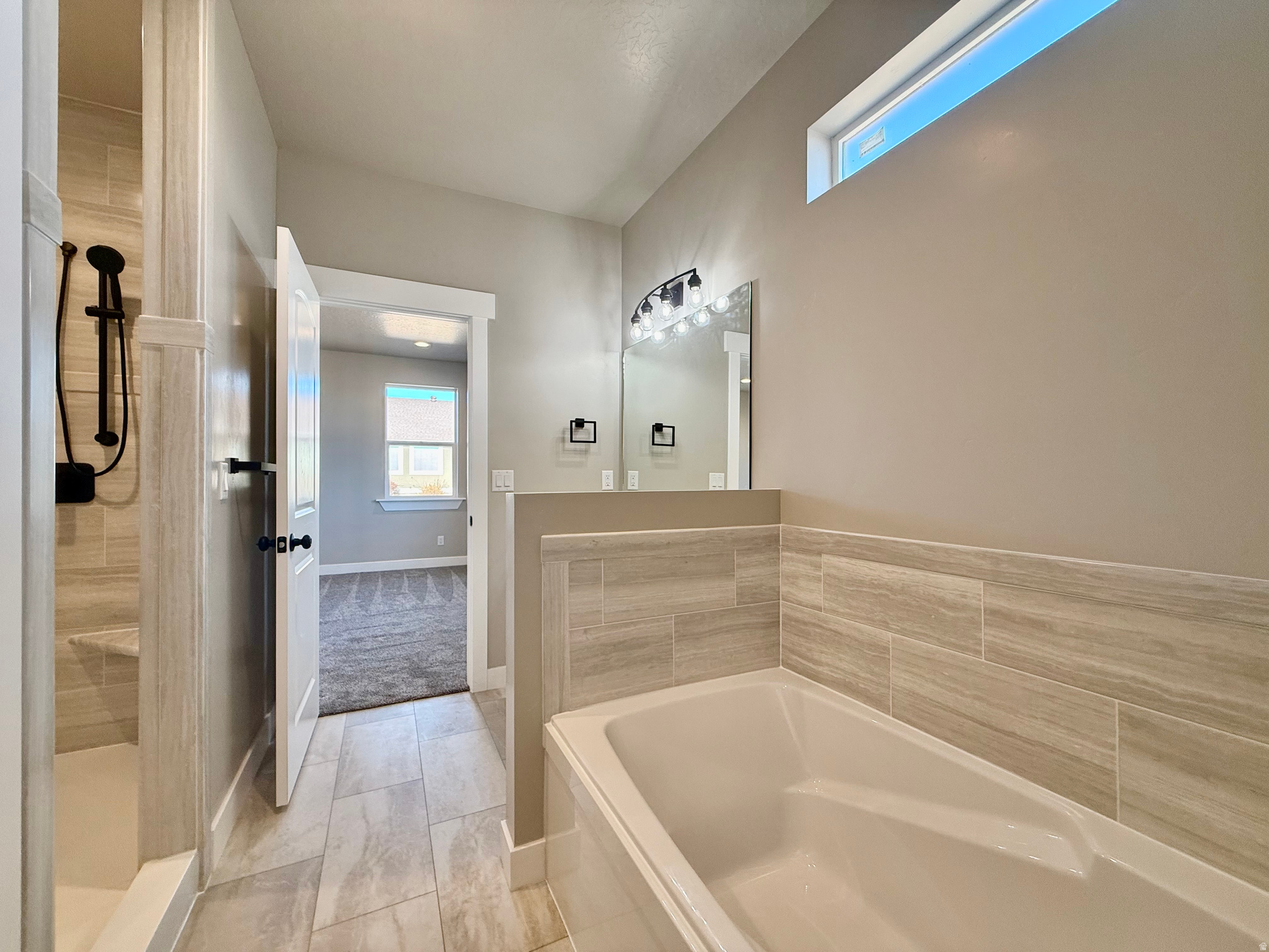 GRAYHAWK RIDGE - Residential