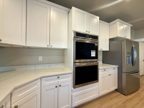 Tiny photo for 1198 W GRAYHAWK LOOP, Roosevelt, UT 84066 (MLS # 2126428)