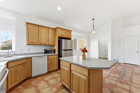 Tiny photo for 1430 S HEATHER LN, Syracuse, UT 84075 (MLS # 2124978)