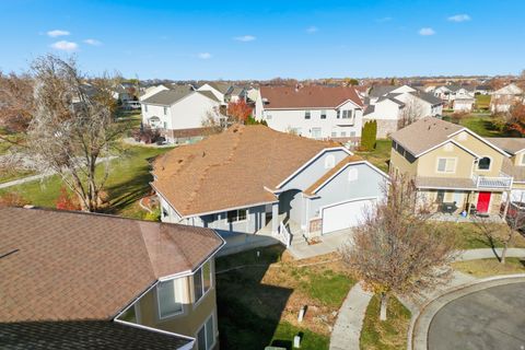 Tiny photo for 1430 S HEATHER LN, Syracuse, UT 84075 (MLS # 2124978)