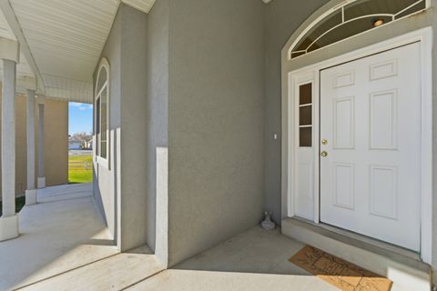 Tiny photo for 1430 S HEATHER LN, Syracuse, UT 84075 (MLS # 2124978)