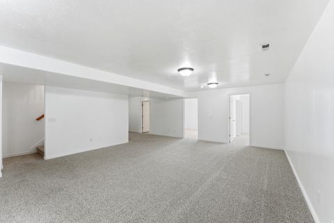 Tiny photo for 1430 S HEATHER LN, Syracuse, UT 84075 (MLS # 2124978)