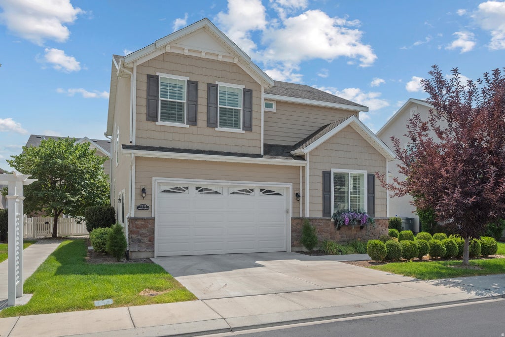 Photo of 1217 W 20 S #27, Pleasant Grove, UT 84062 (MLS # 2177184)