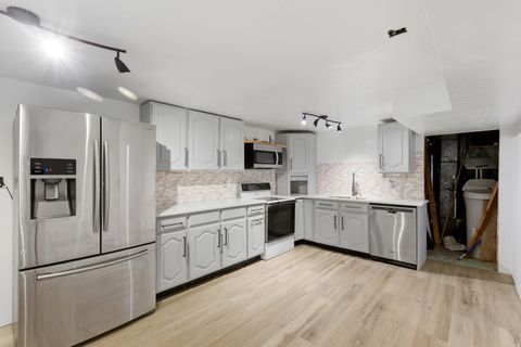 Tiny photo for 328 E ISGREEN CIR, Tooele, UT 84074 (MLS # 2133878)