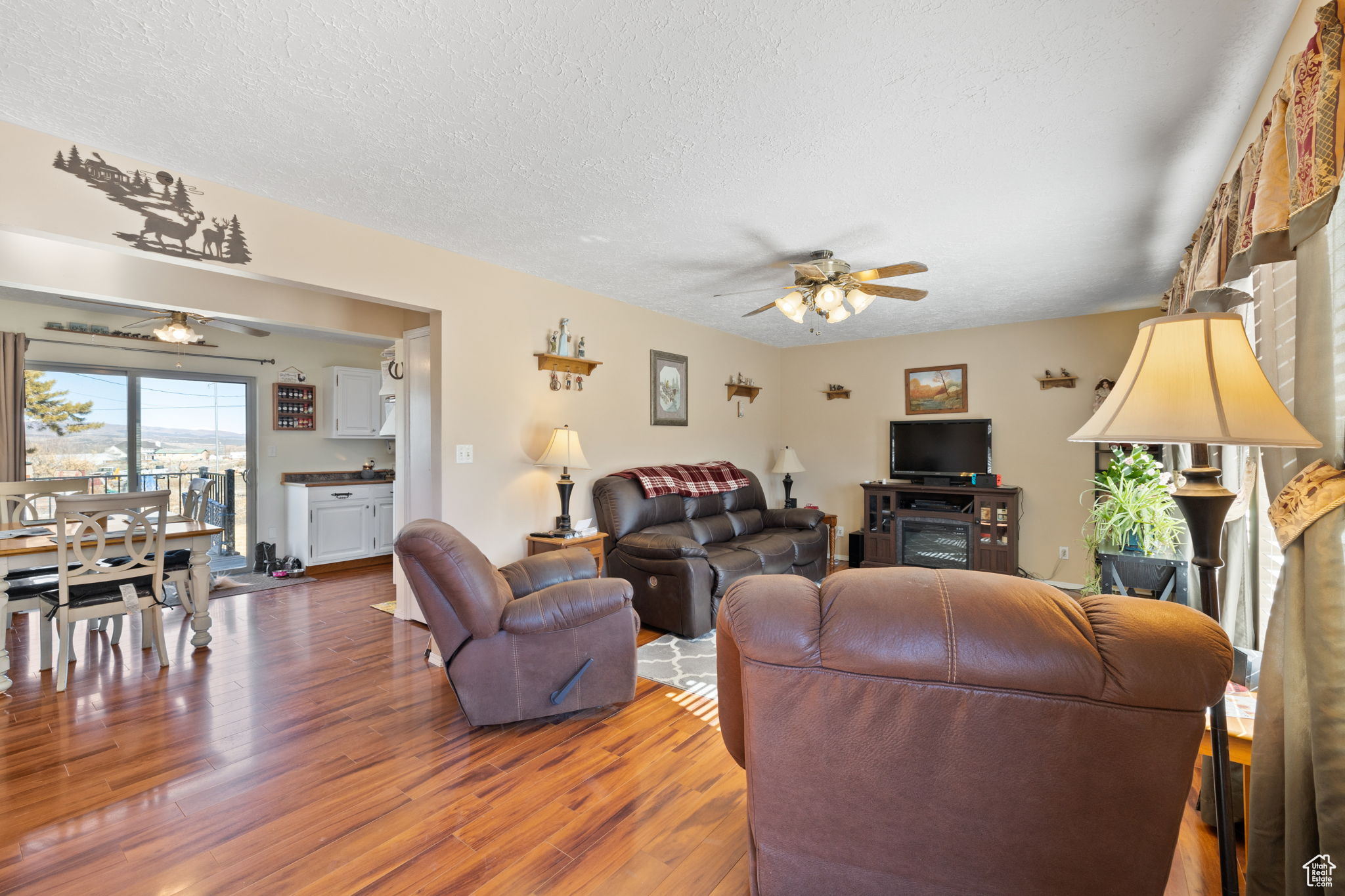 PLEASANT VIEW - Residential