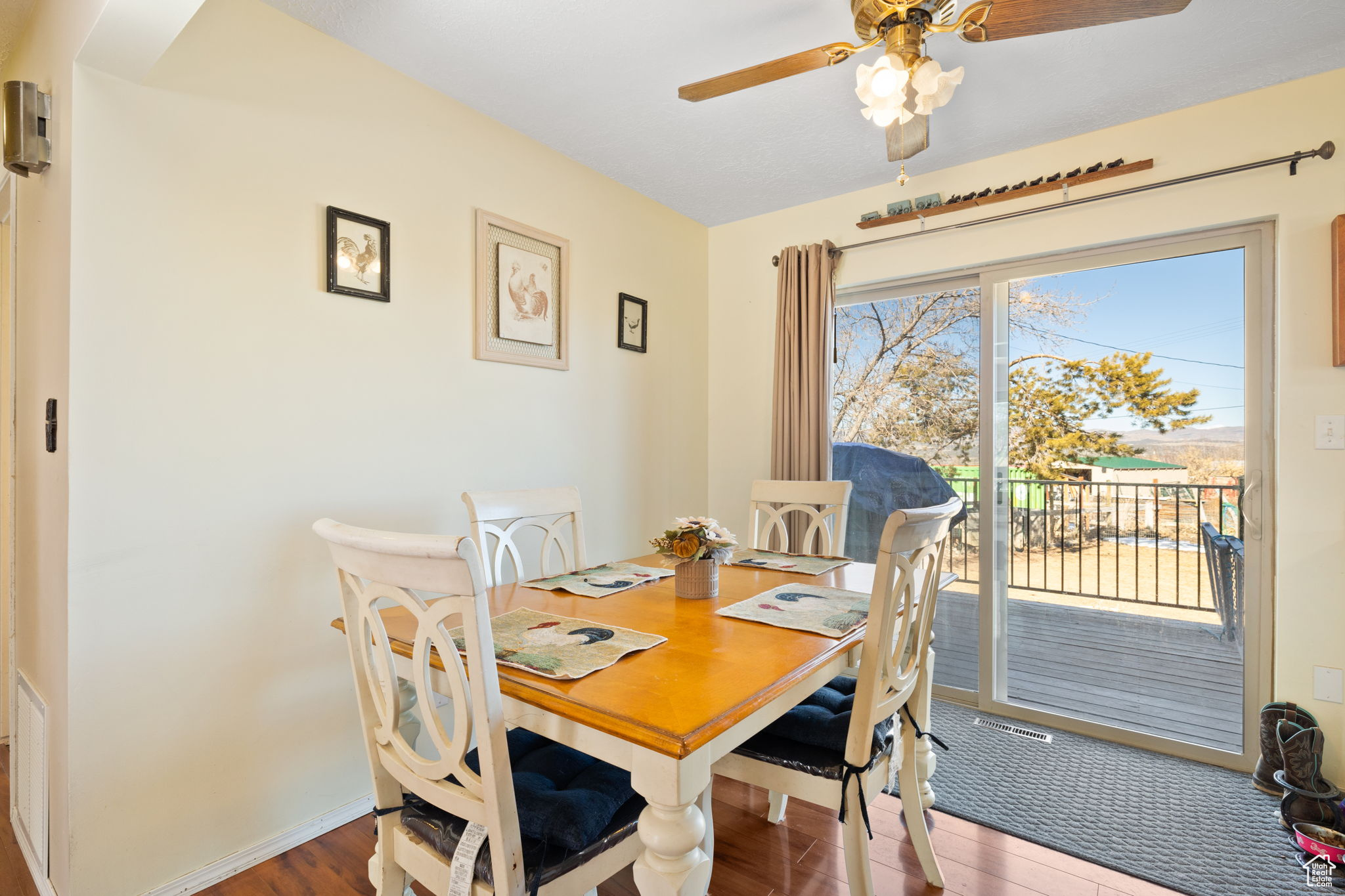 PLEASANT VIEW - Residential