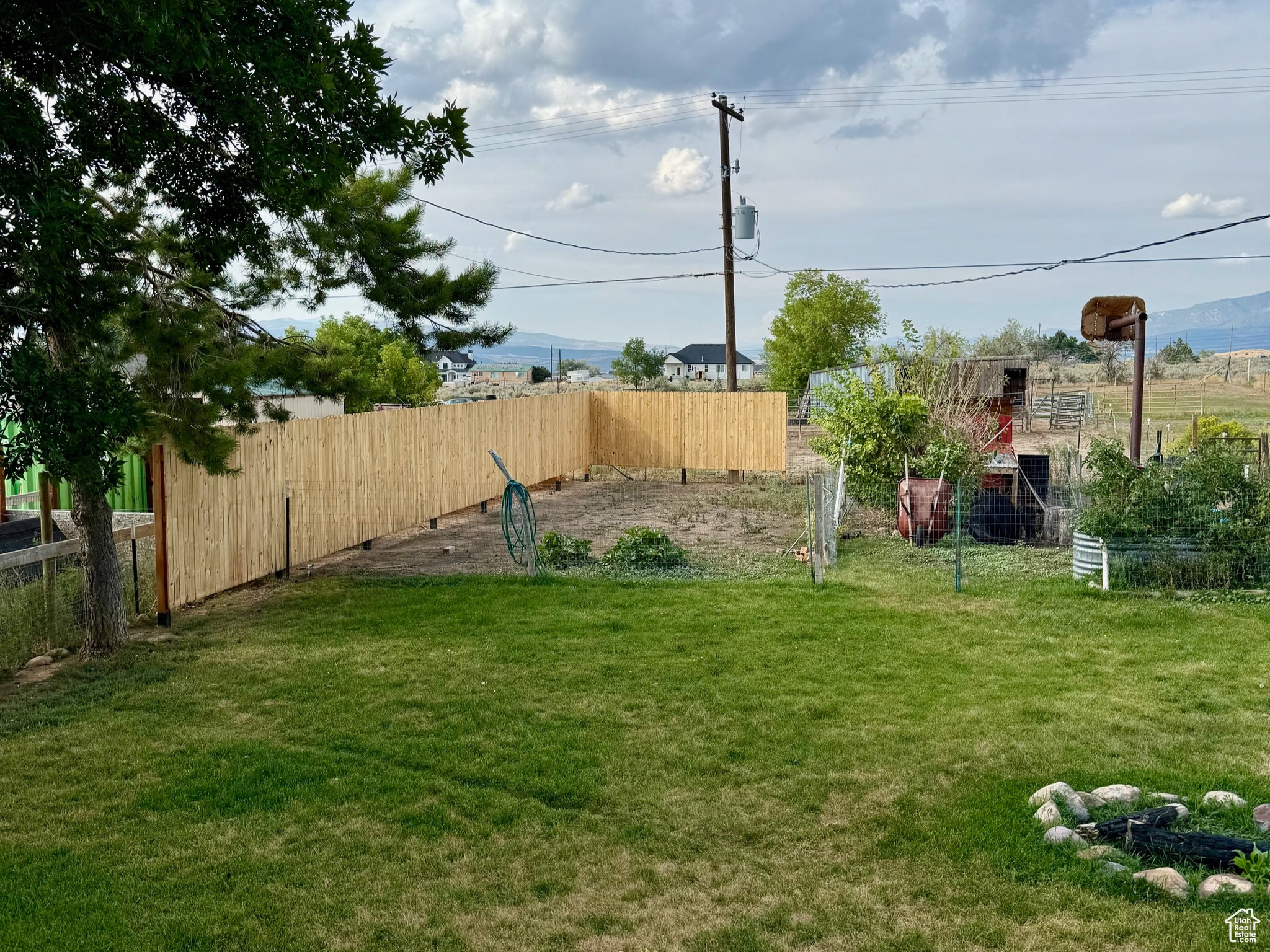 PLEASANT VIEW - Residential