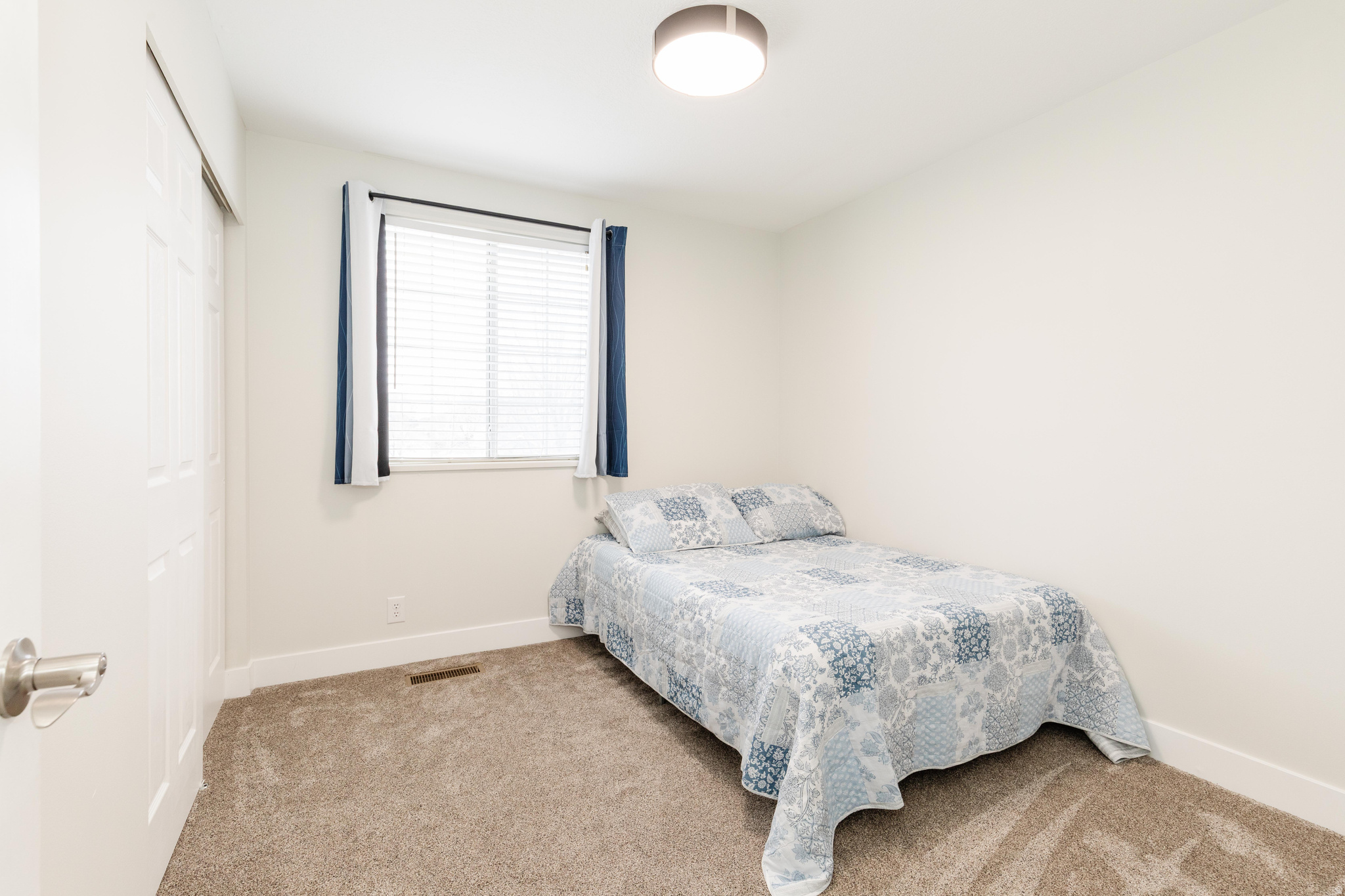 NORTH HILLS ESTATES - Residential