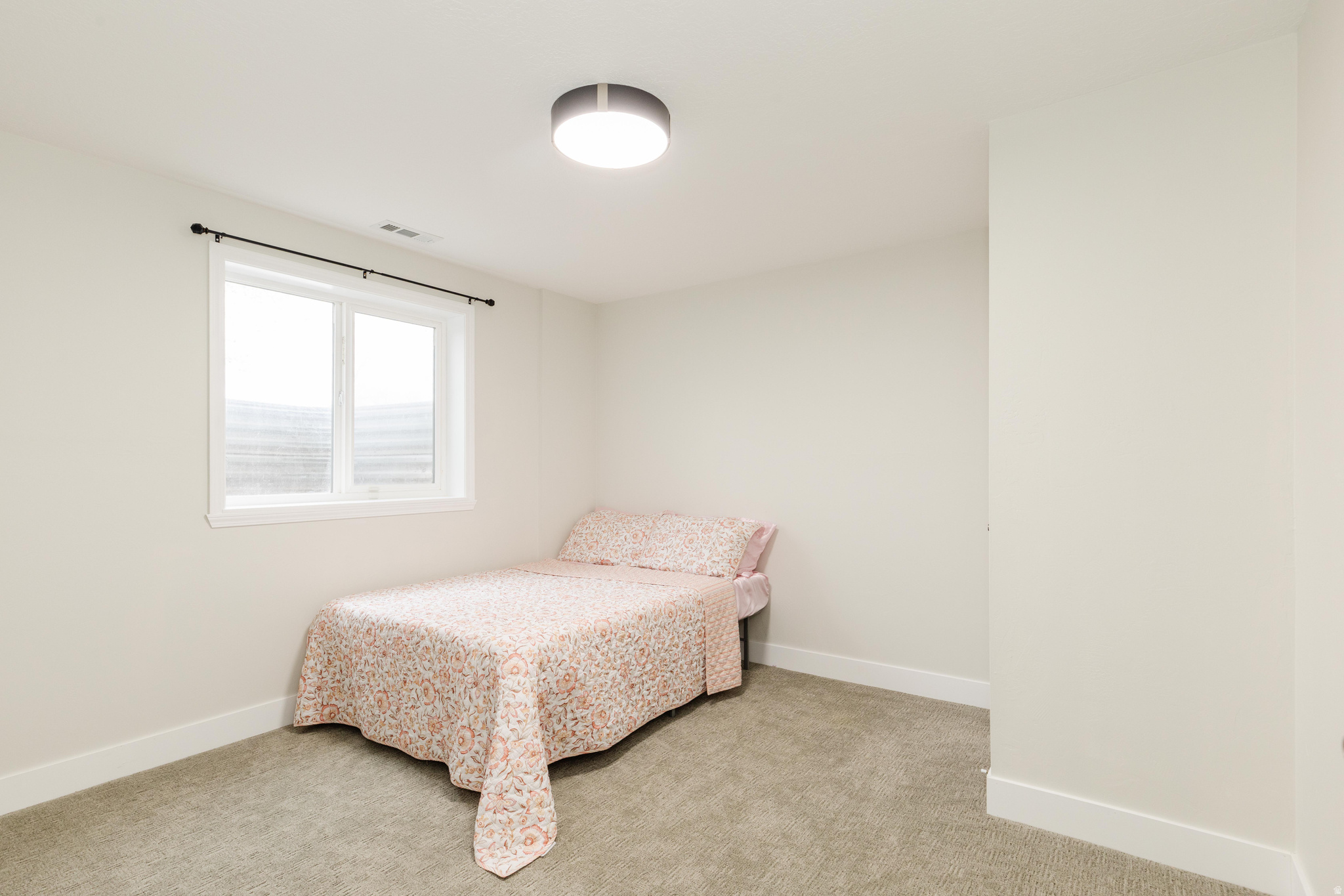 NORTH HILLS ESTATES - Residential