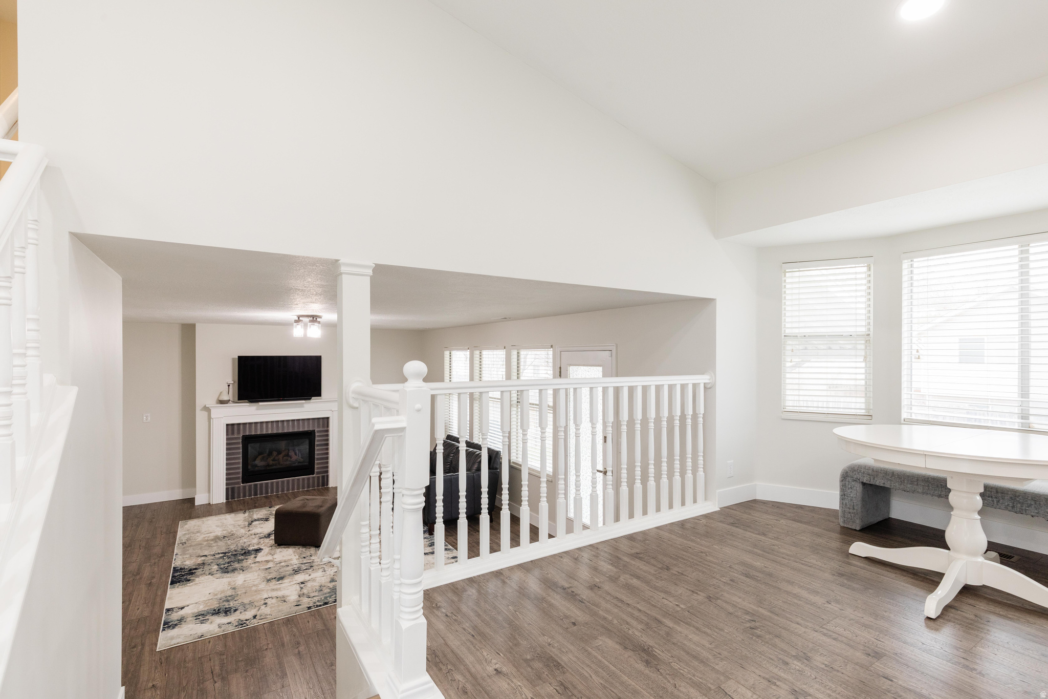 NORTH HILLS ESTATES - Residential