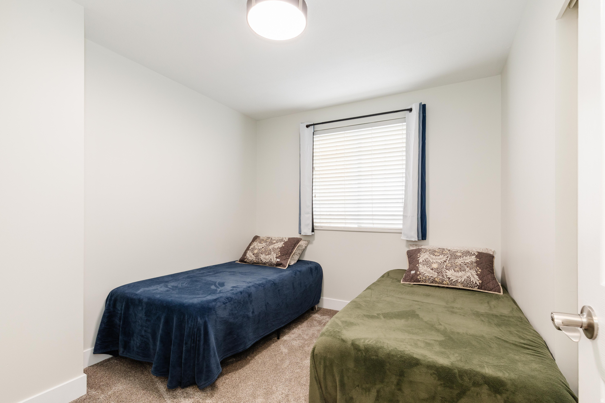 NORTH HILLS ESTATES - Residential