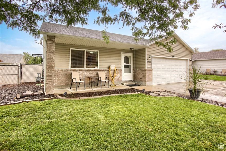 *Open House Saturday, December 13 from 12:00 pm - 2:00 pm.* Bring your pickiest buyers to see this beautiful patio home, ideally located near the mountains and shopping amenities. This home features numerous upgrades, including granite countertops, newer roof, updated flooring, fresh paint, newer furnace and water heater, updated bathroom fixtures, and more. Refrigerator, washer, and dryer are included.  All information provided as a courtesy. Buyer to verify all.