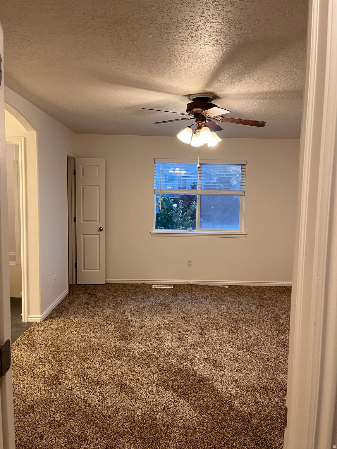 APPLE GROVE - Residential Lease