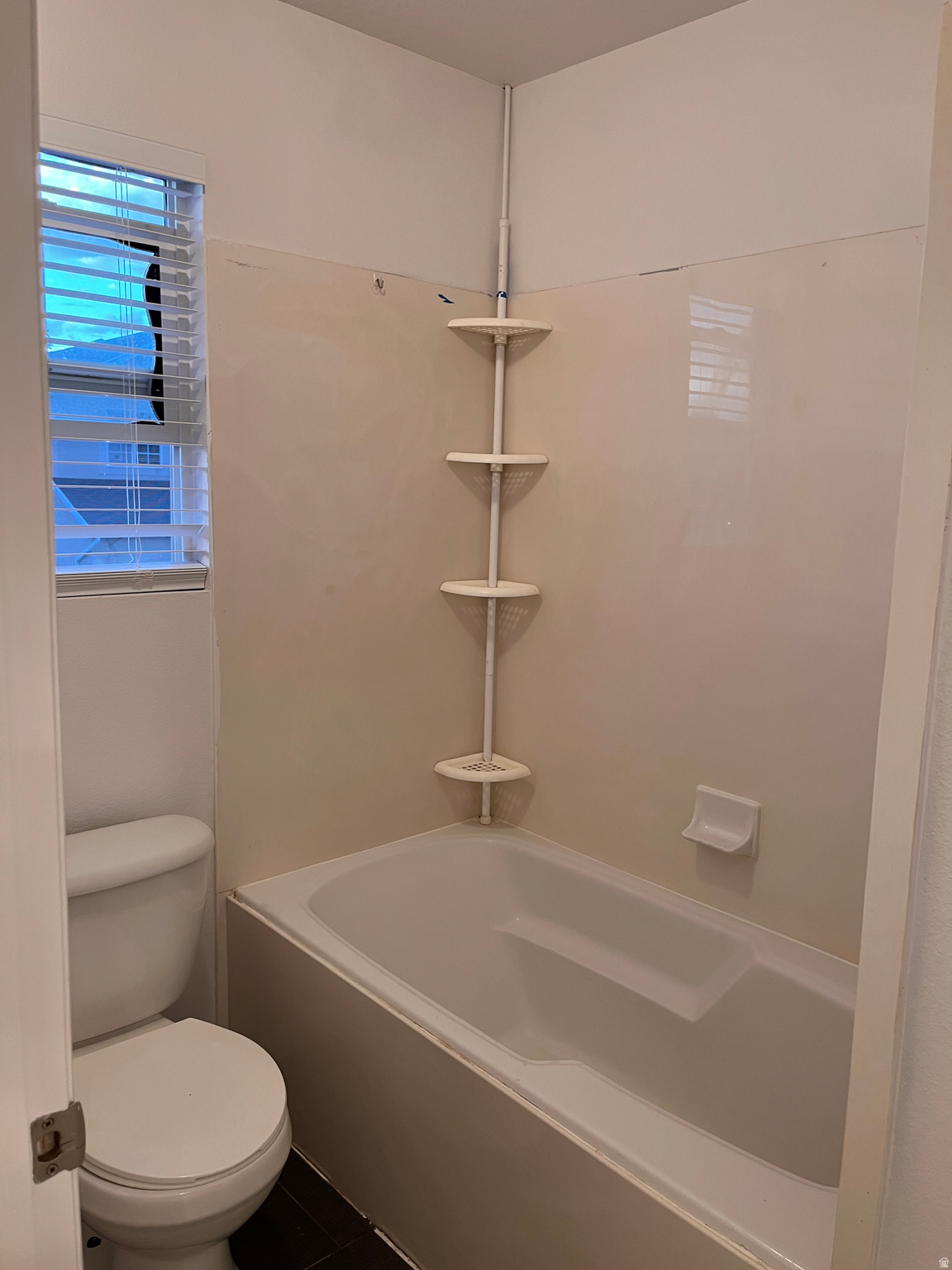 APPLE GROVE - Residential Lease