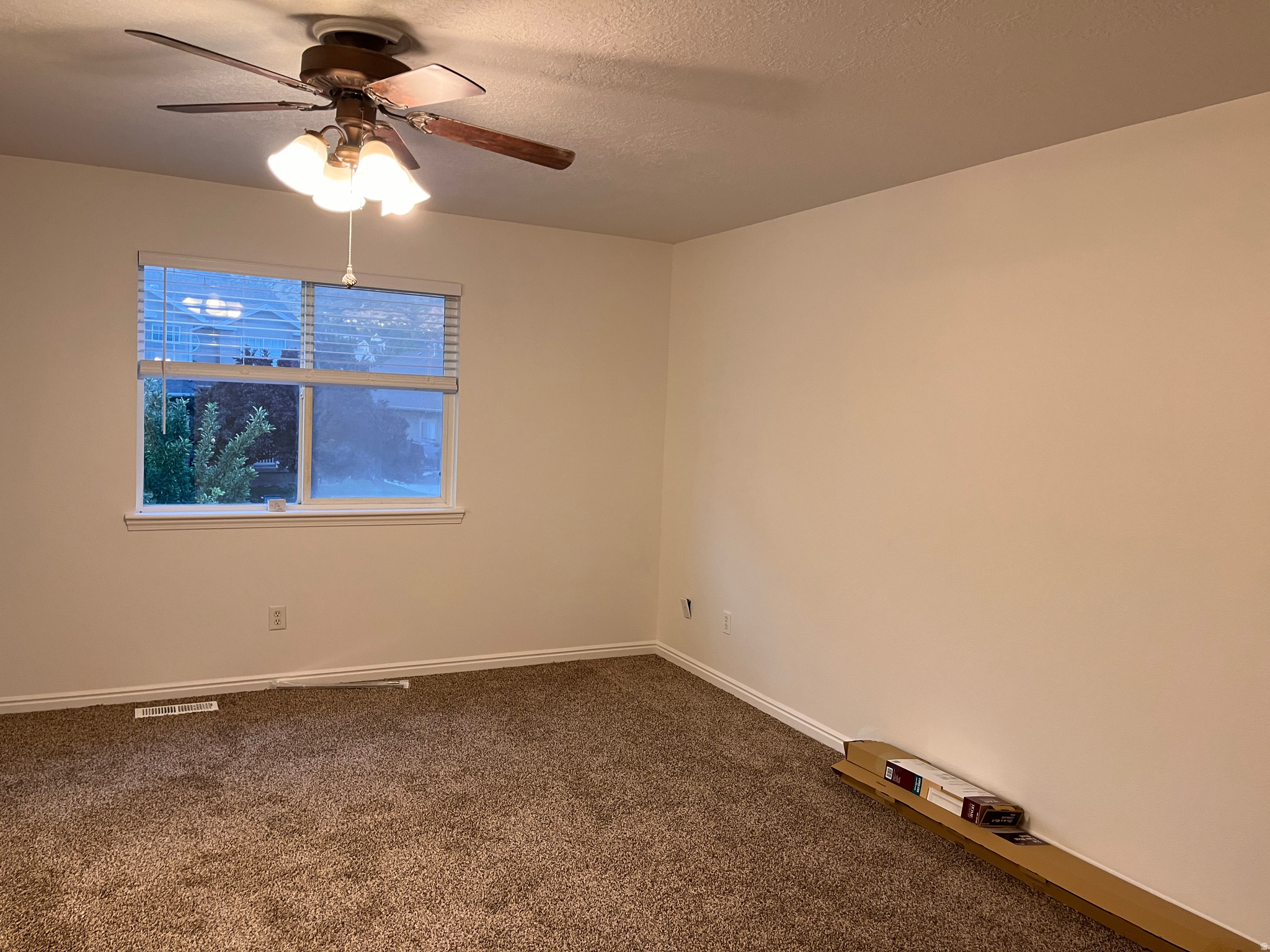 APPLE GROVE - Residential Lease