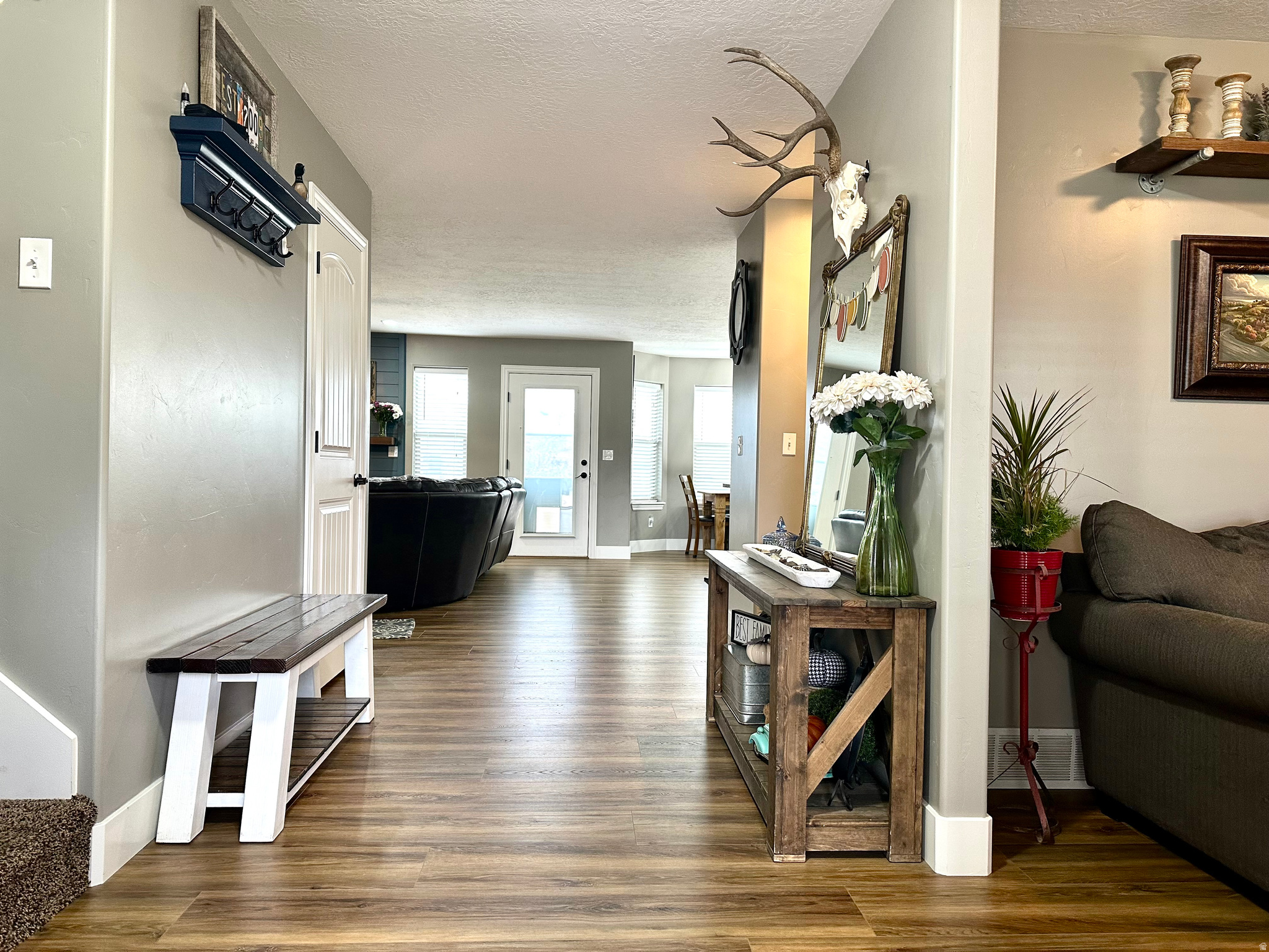 LUCKY ACRES - Residential