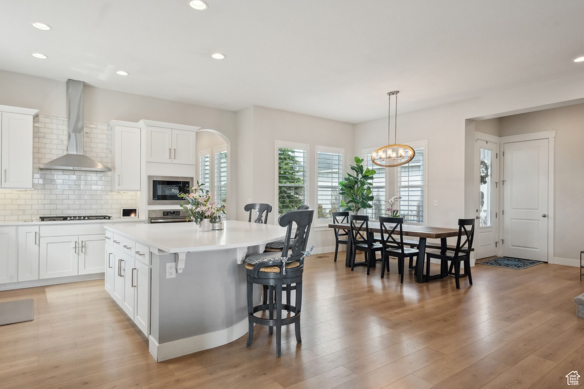 10713 S Lake Terrace Ave, South Jordan, Utah image 7