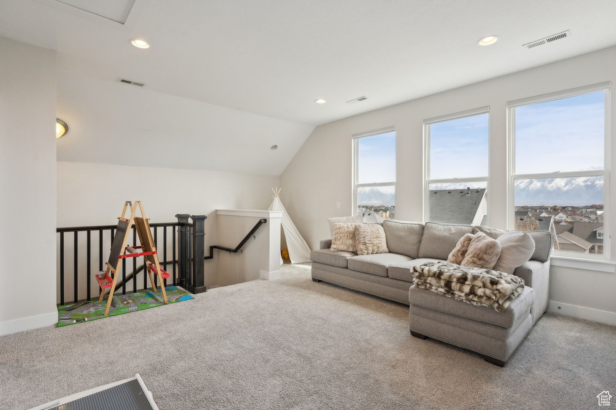 10713 S Lake Terrace Ave, South Jordan, Utah image 20