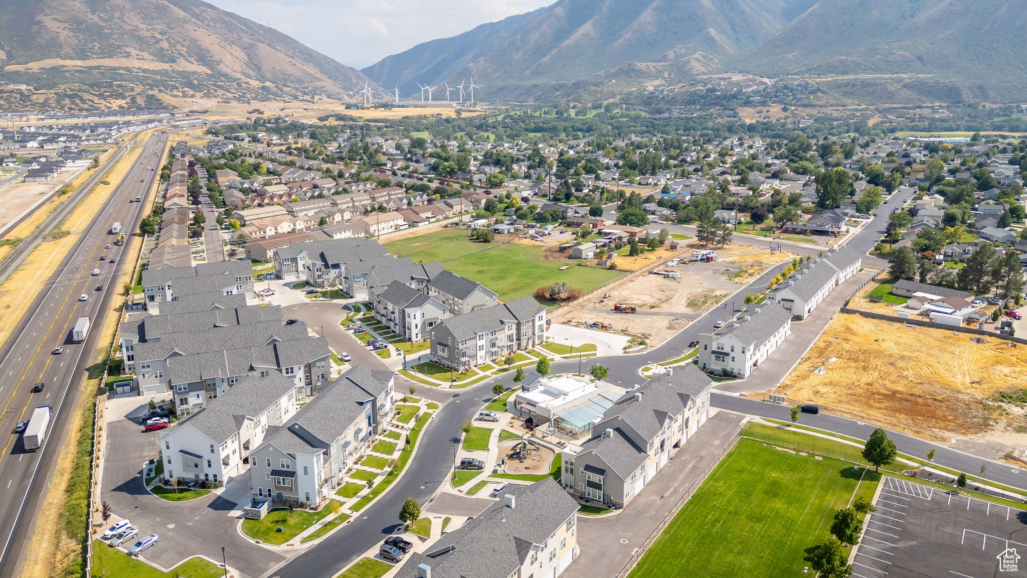 THE RIDGE - Residential