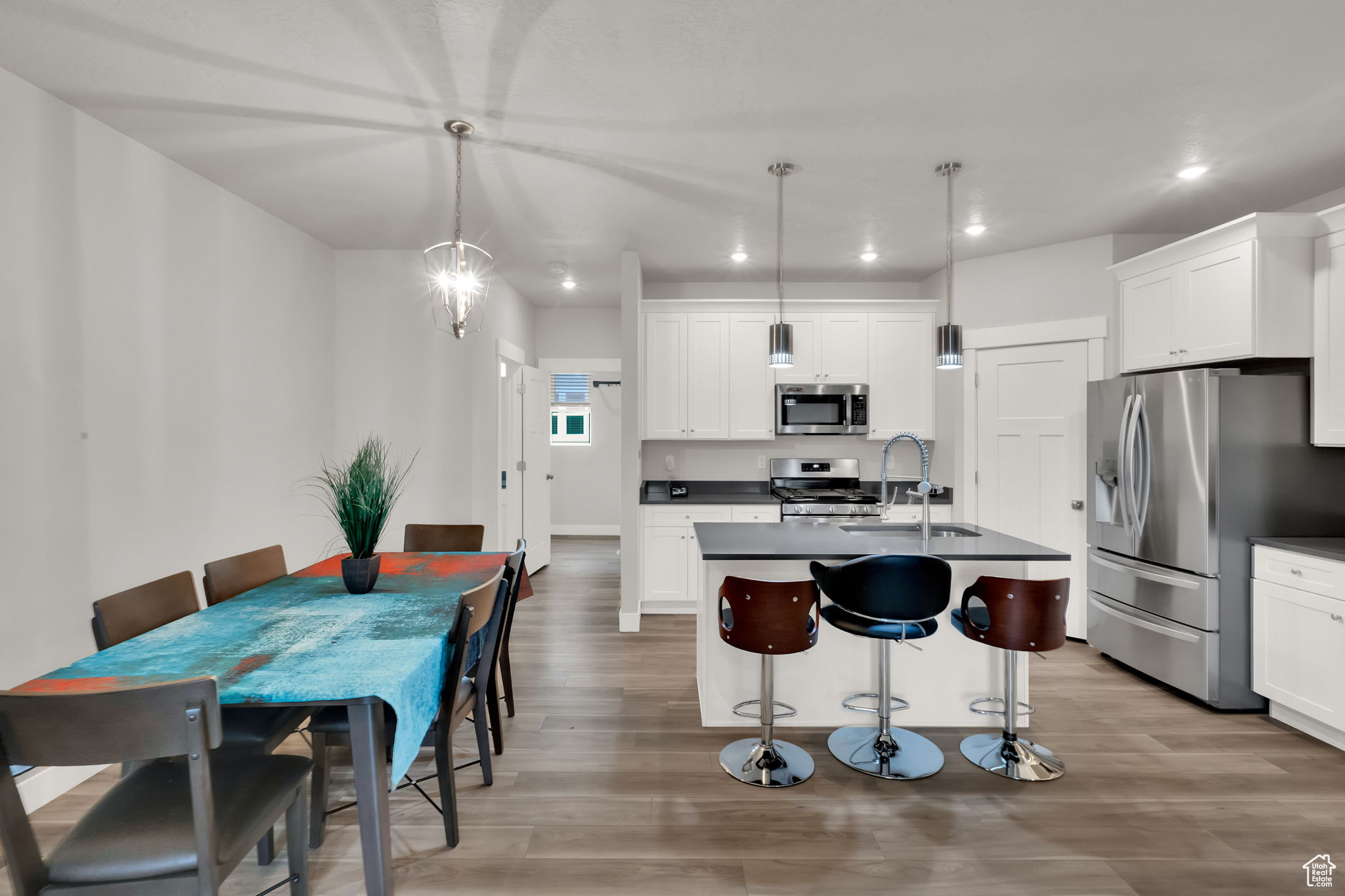 THE RIDGE - Residential