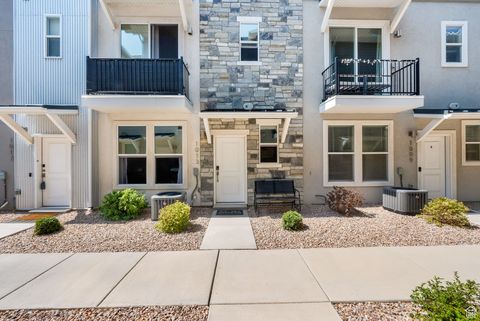 Tiny photo for 1013 S 2740 E, Spanish Fork, UT 84660 (MLS # 2108656)