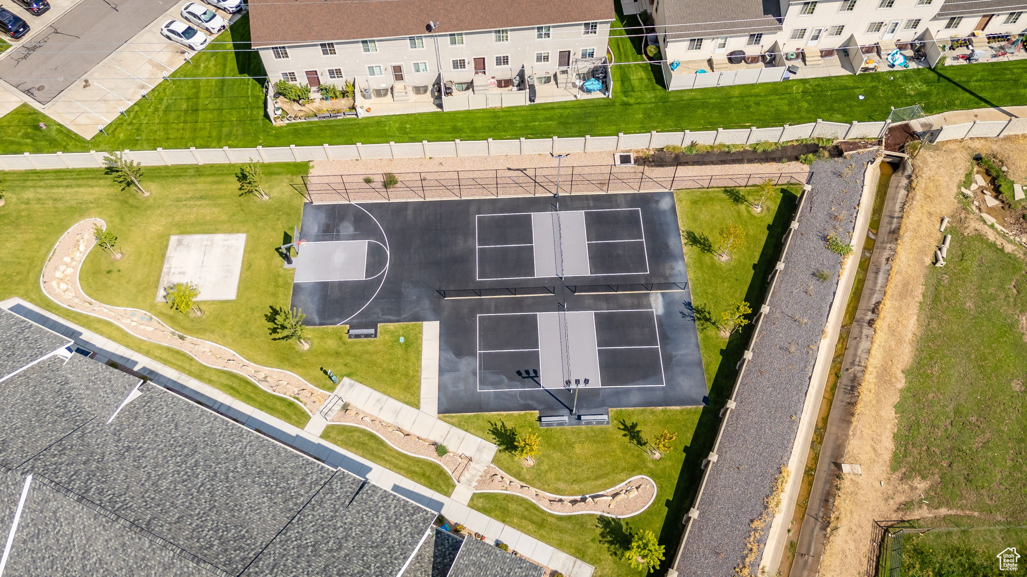 THE RIDGE - Residential