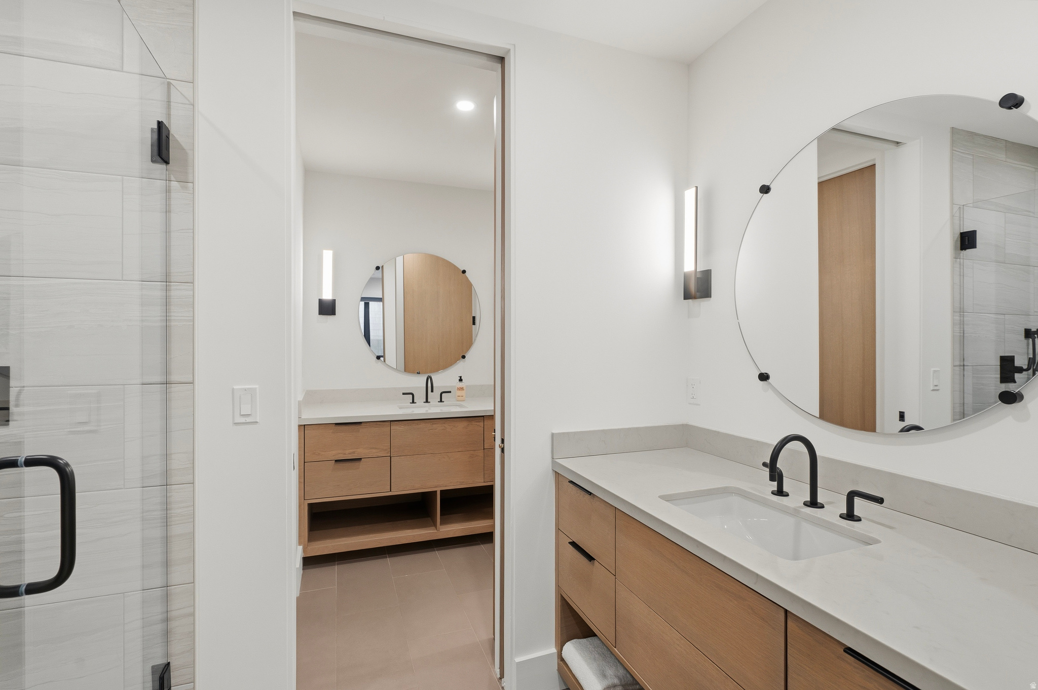 THE RIDGE AT CANYONS - Residential