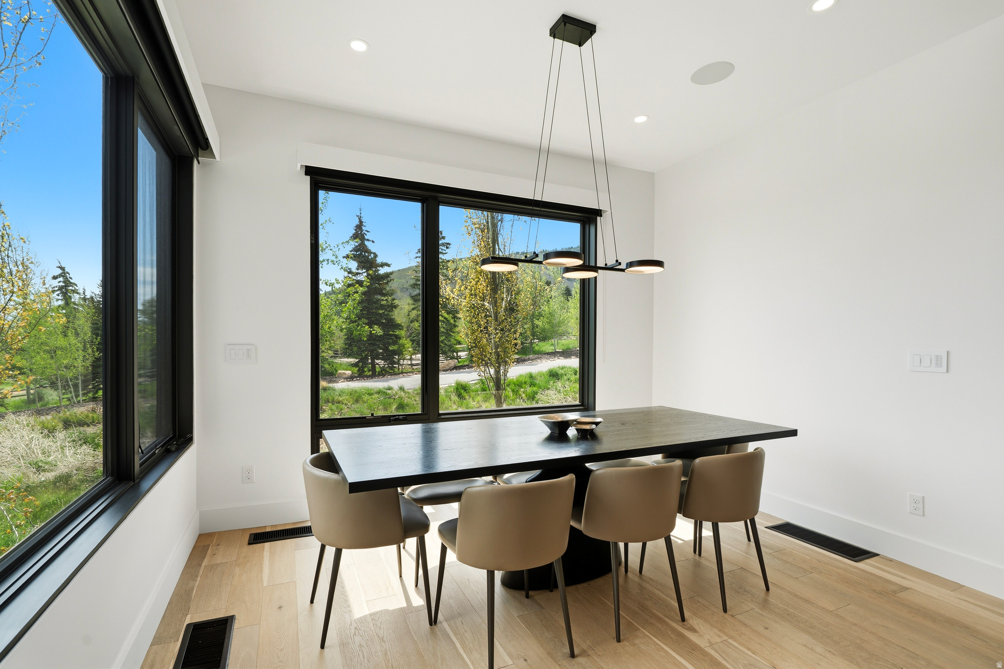 THE RIDGE AT CANYONS - Residential
