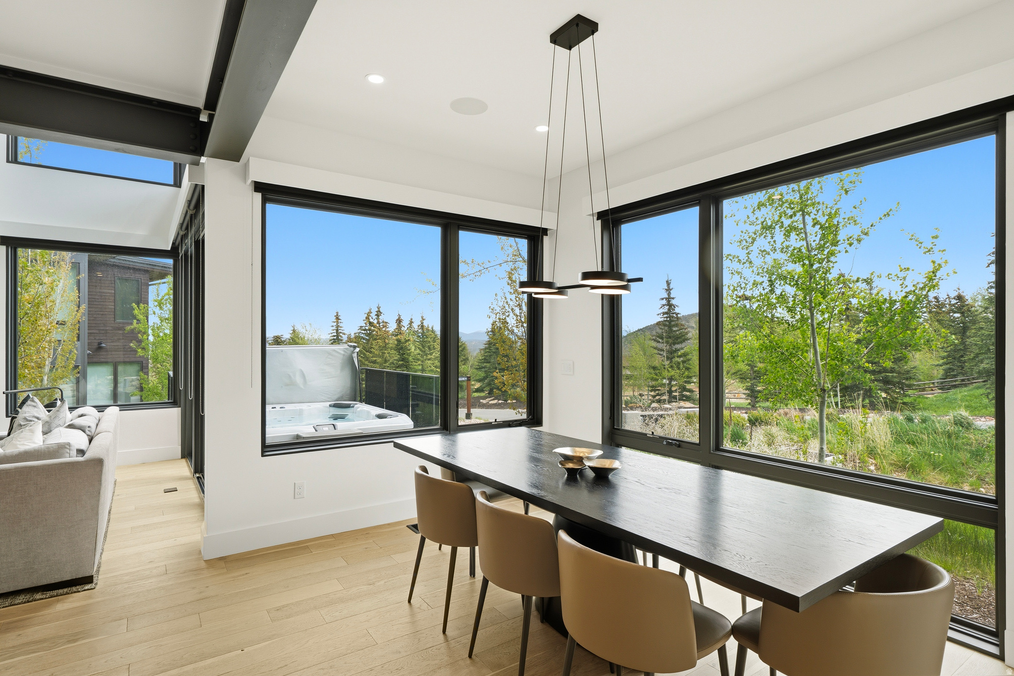 THE RIDGE AT CANYONS - Residential