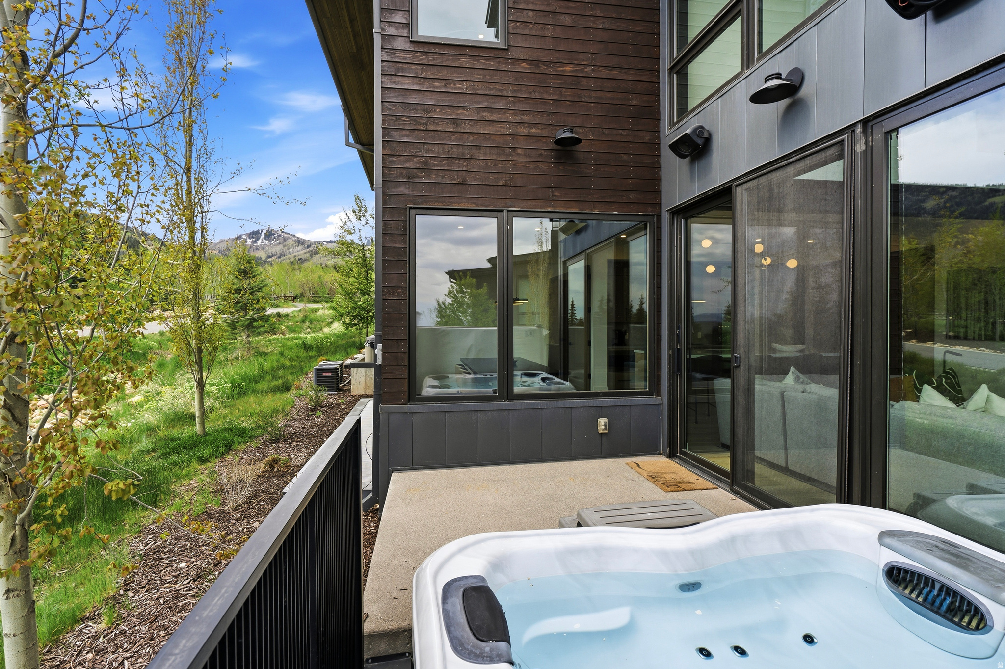 THE RIDGE AT CANYONS - Residential