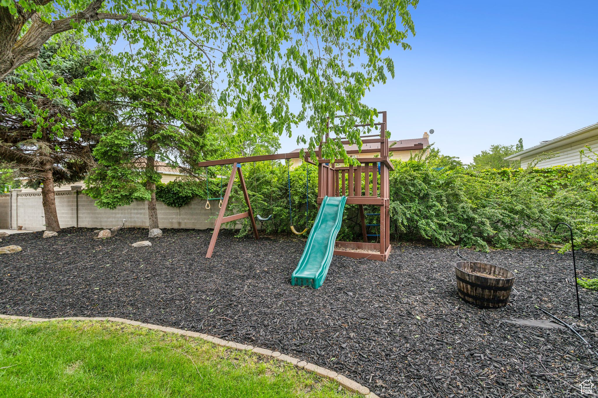 911 W Brookcrest Cir, South Jordan, Utah image 45
