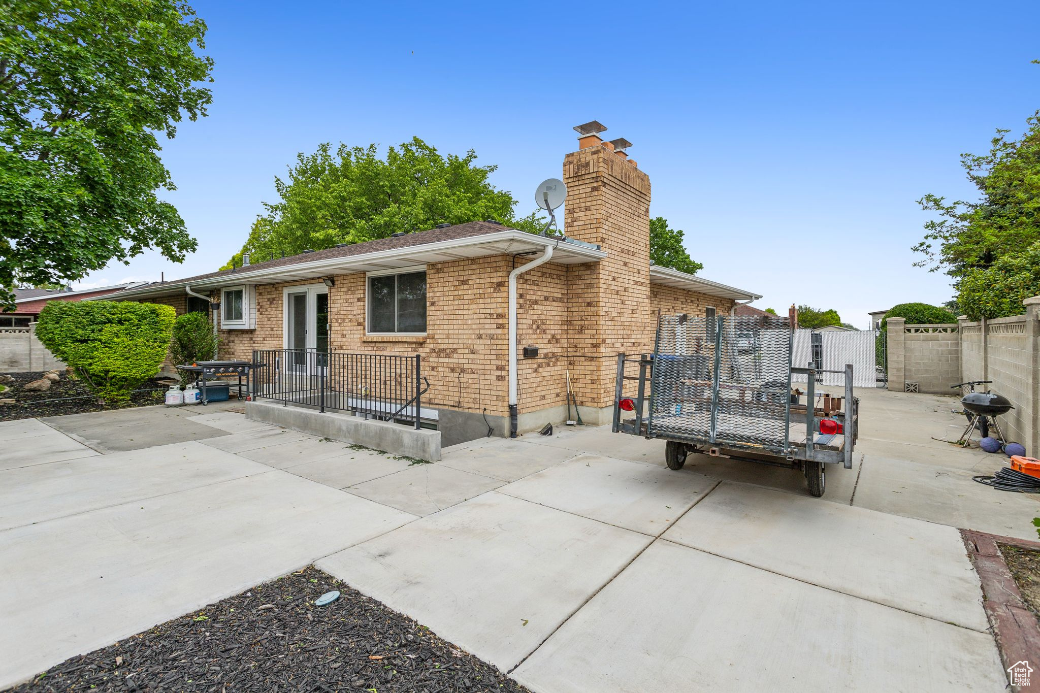 911 W Brookcrest Cir, South Jordan, Utah image 40
