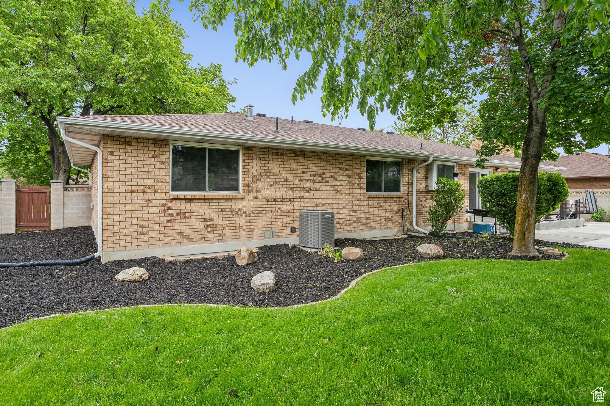 911 W Brookcrest Cir, South Jordan, Utah image 43